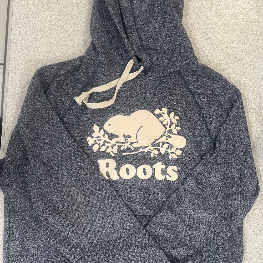 Roots Heathered Blue Hoodie with Beaver Design